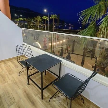 Palm Side Vlorë