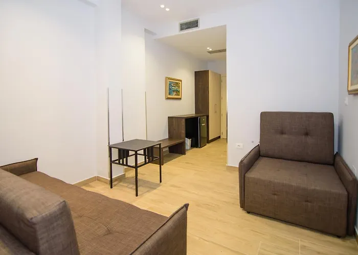 Palm Side فندق *