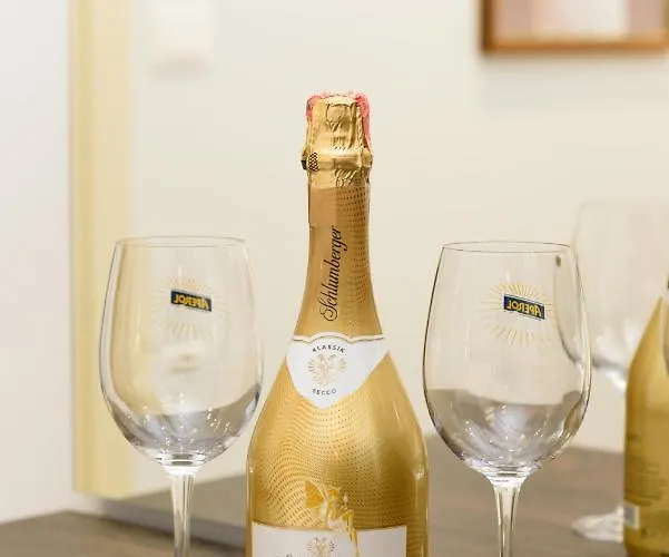 Palm Side فندق فلورا