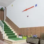 Hotel Palm Side