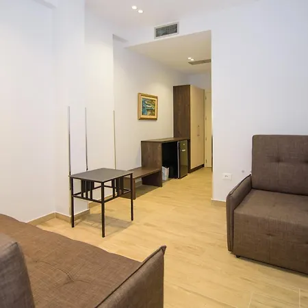 Palm Side Szálloda *